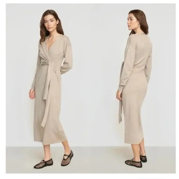 Modern Citizen Dresses & Skirts - Modern Citizen Lenese Wrap Midi Dress